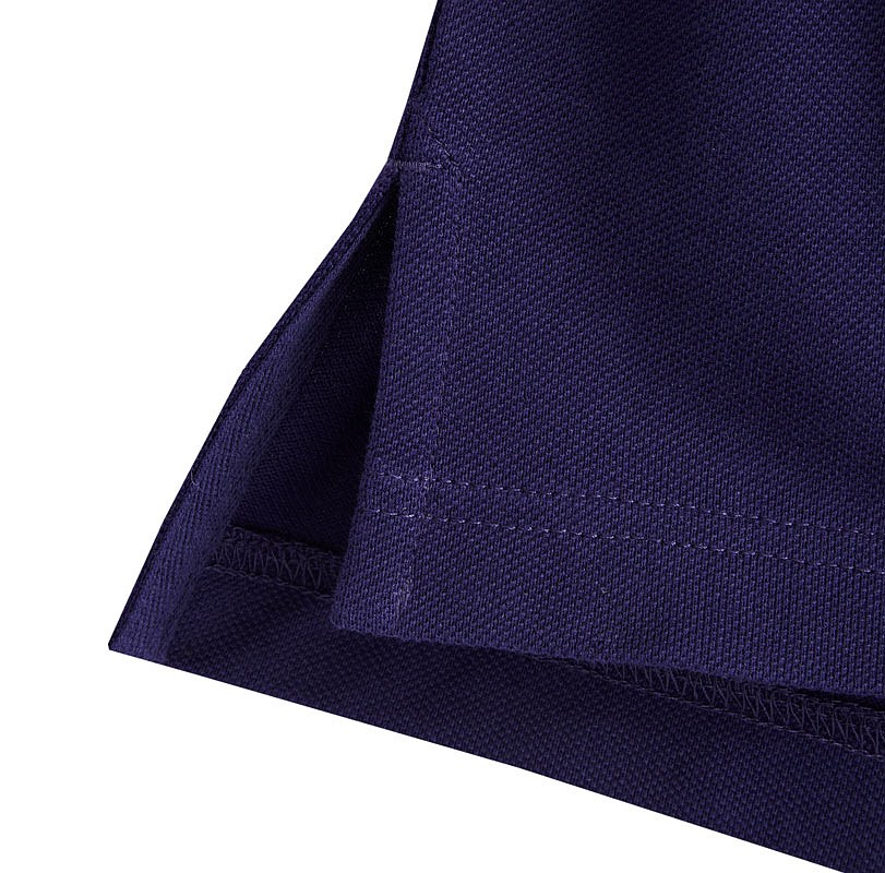 深藍(lán)色POLO衫